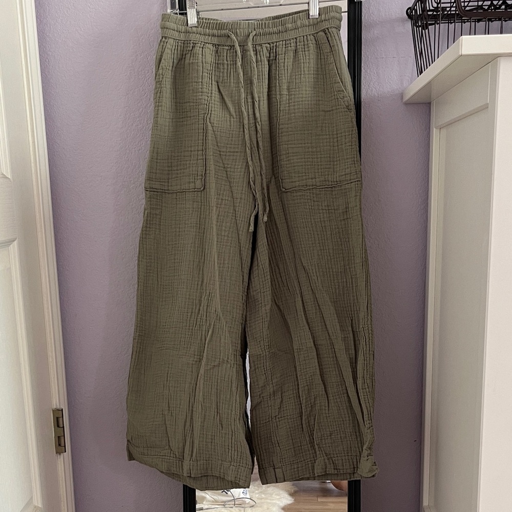 Universal Thread Wide Leg Cropped Gauze Pants